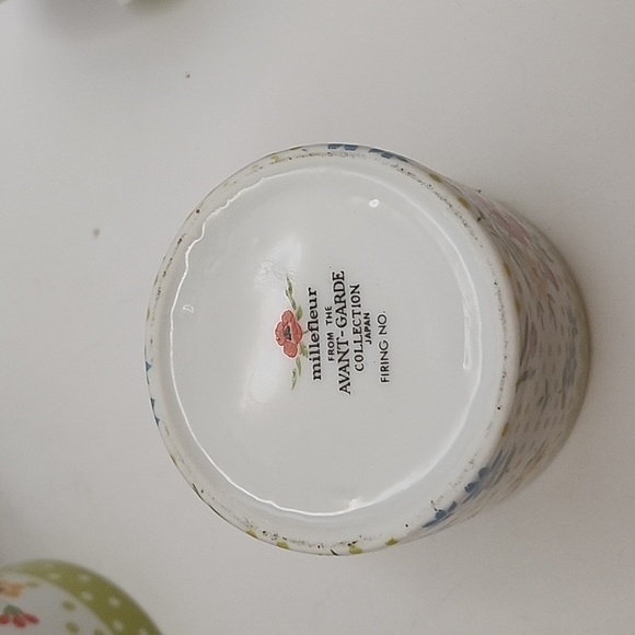 Vintage MilleFleur Avant Garde Coffee Pot and Cream & sugar Made in Japan - Picture 11 of 14